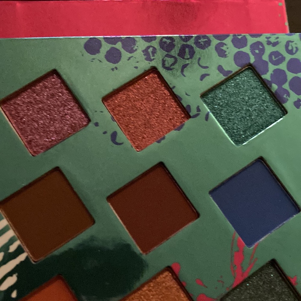 Living In Color Palette - Picture 4 of 6